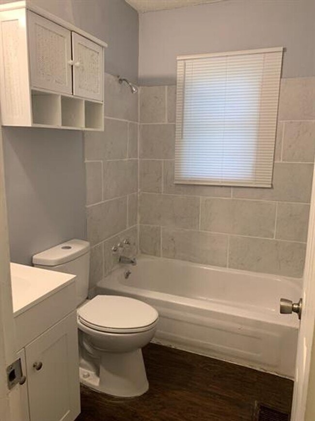 Building Photo - Beautifully Updated 3-Bedroom, 2-Bath Home...