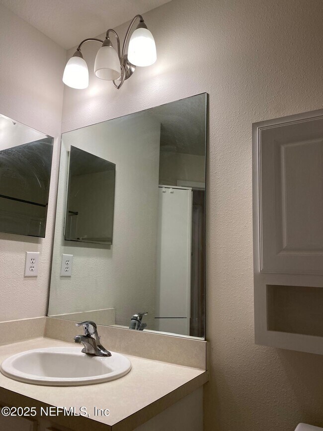 Building Photo - 4204 Crownwood Dr