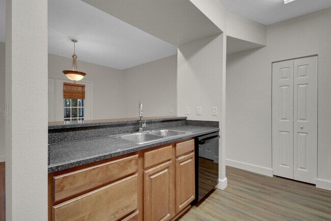 Building Photo - 35111 Harbour Vista Cir