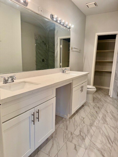 Building Photo - 8085 El Mundo St