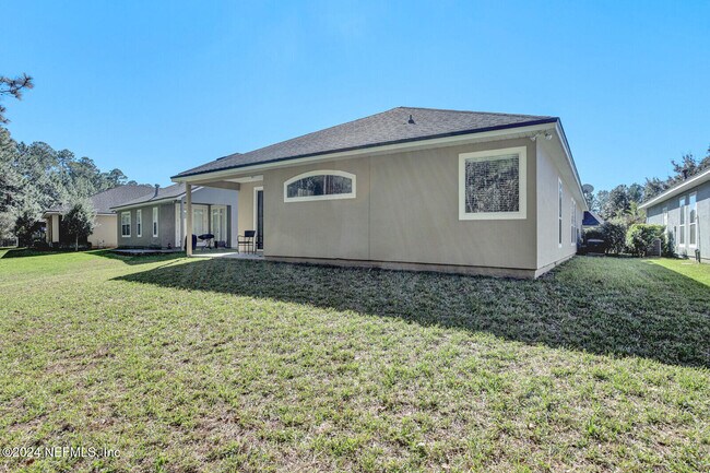 Building Photo - 1808 Cross Pointe Way