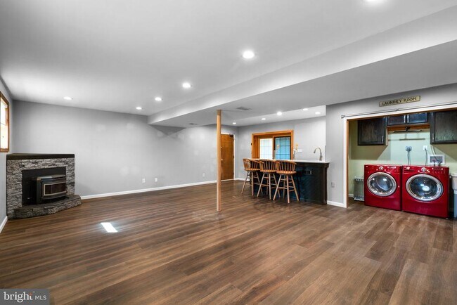 Building Photo - 3206 Seiter Ln