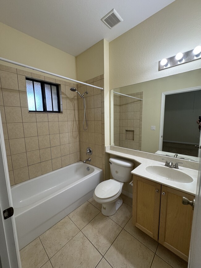 Building Photo - 1712 Coriander Dr