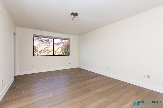 Building Photo - Sherwood Forest: Single Family Home w/ 2 C...