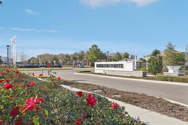 Building Photo - 710 Creeping Fig St