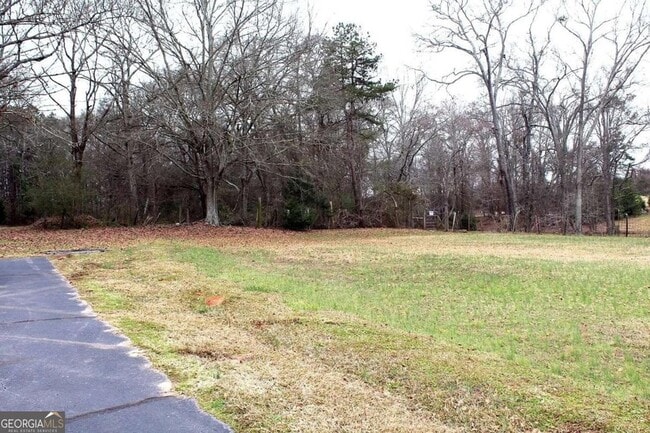 Building Photo - 2300 Colham Ferry Rd