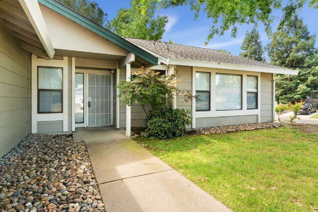 Building Photo - 101 Claim Ct