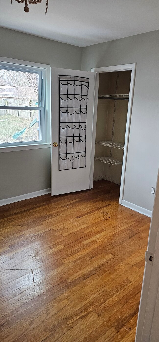 Building Photo - 7501 Walnut Ave