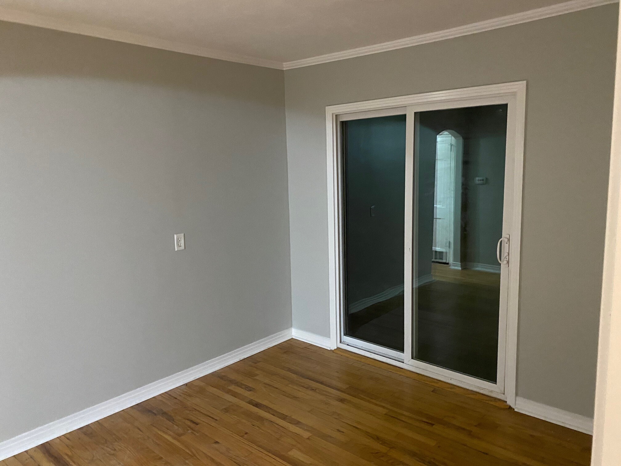 Building Photo - 1805 Brook Hollow Dr