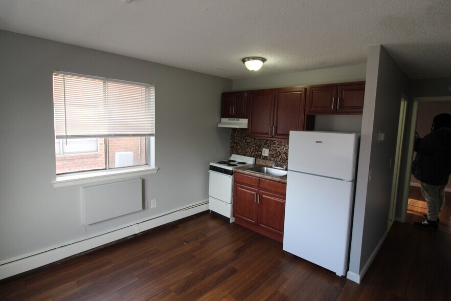 Building Photo - 167 Collins St