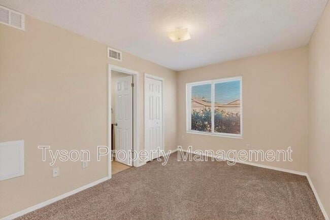 Building Photo - 1305 Amole Vista St SW