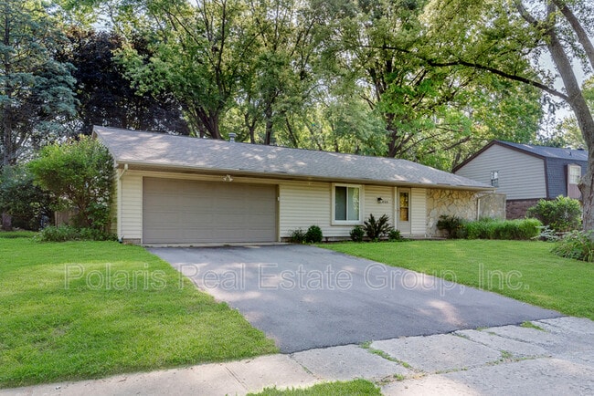Building Photo - 8315 Nashua Dr