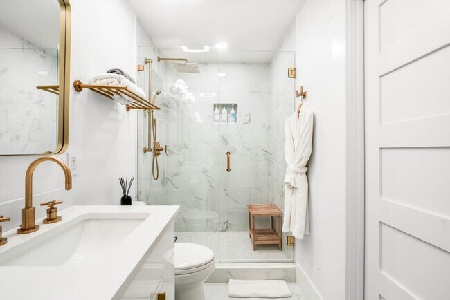 Building Photo - 1046 Wiley Bridge Rd