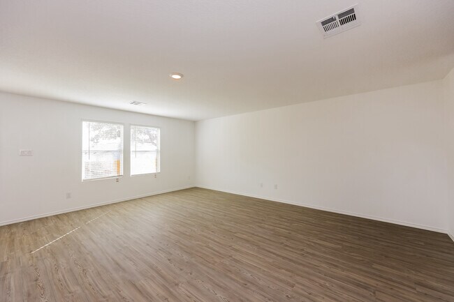 Building Photo - 10218 Ickham Mill Ct, San Antonio, TX