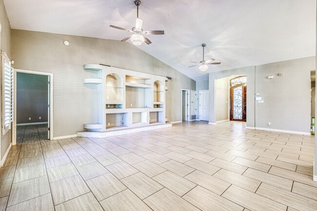 Building Photo - 5948 Anapaula Dr