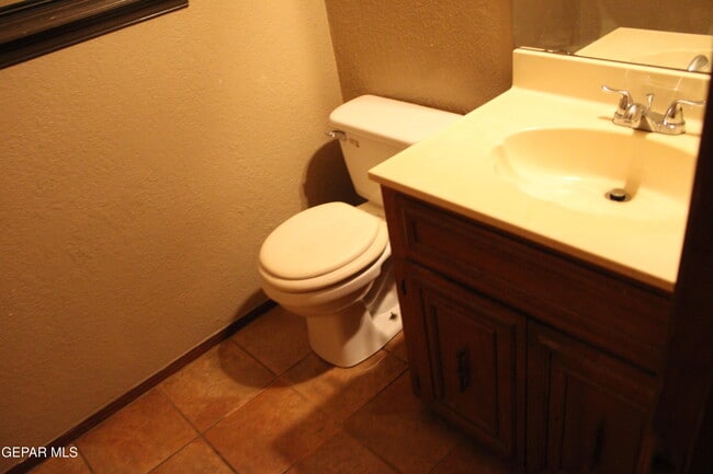 Building Photo - 1528 Sierra De Oro Dr