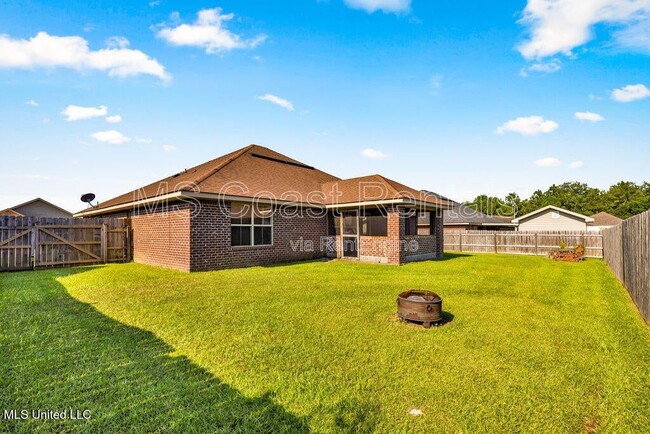 Building Photo - 18020 Canal Landing Dr