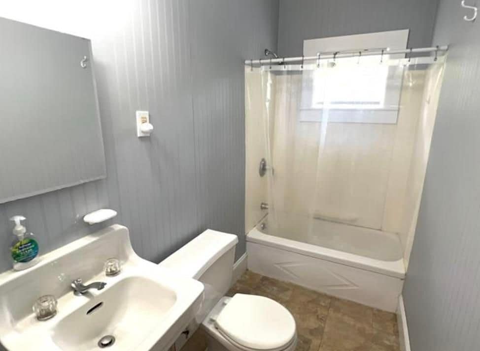 Building Photo - 116 Concord, Rear