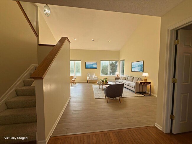 Building Photo - 1929 Harley Dr