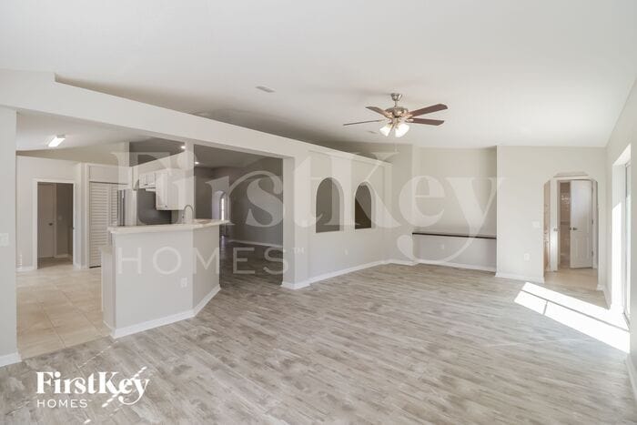 Building Photo - 13230 Kent Bradley St