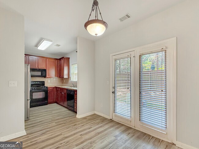 Building Photo - 1645 Southgate Mill Dr