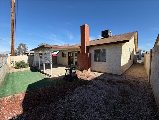 Building Photo - 1912 Harvest Dr