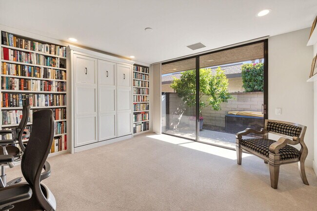 Building Photo - 76 Princeton Dr