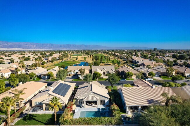 Building Photo - 45809 Crosswater St
