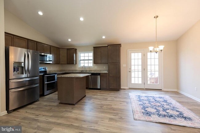 Building Photo - 197 Catch Release Ct