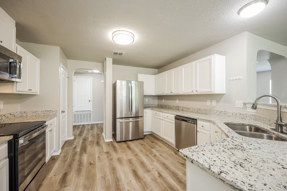 Building Photo - 13510 Sundance Scape