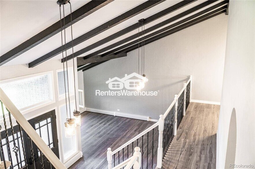 Building Photo - 3790 S Roslyn Way