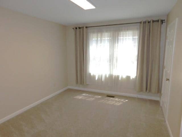 Building Photo - 8893 Carroll Manor Dr