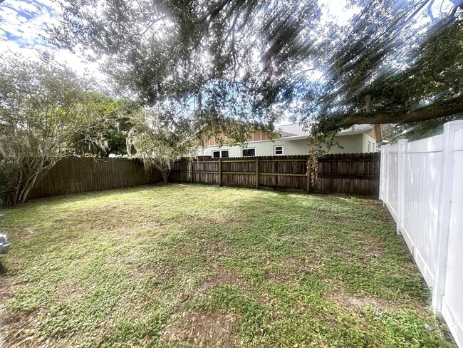Building Photo - 640 Macduff Ln