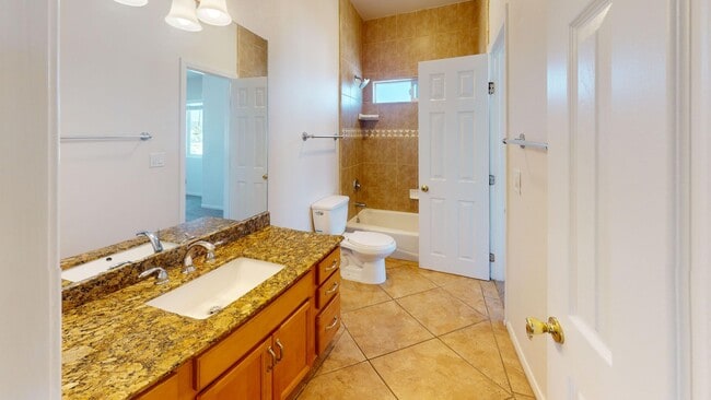 Building Photo - COASTAL Living | Blocks from the beach