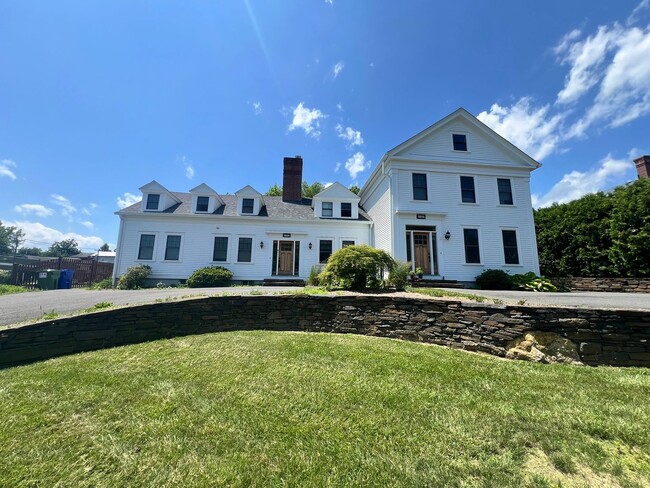 Primary Photo - 14 Gray St