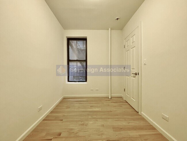 Building Photo - 1270 First Avenue