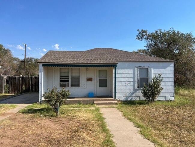 Primary Photo - 2810 41st St