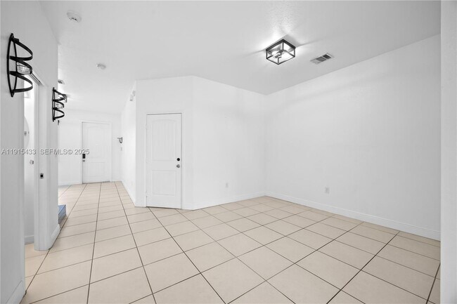 Building Photo - 21416 NW 13th Pl