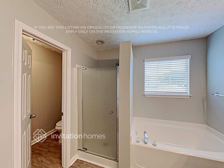 Building Photo - 3015 New Haven Ln