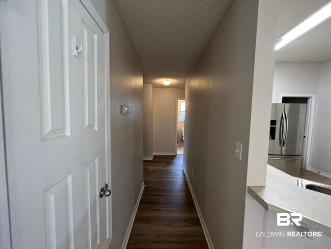 Building Photo - 154 Cypress Ln