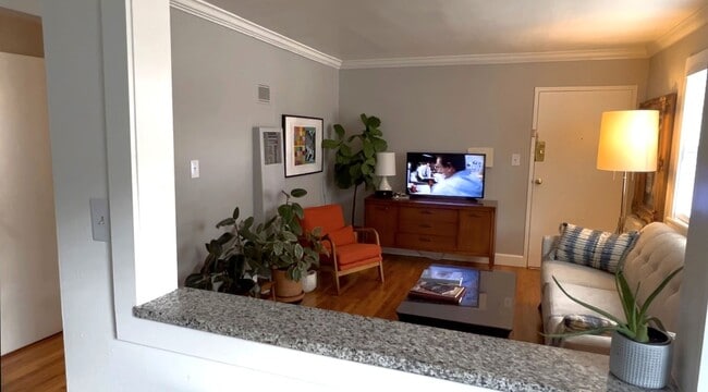 Building Photo - 1BR - Piedmont Park!