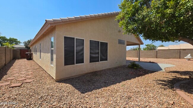 Building Photo - 10225 N 94th Ln