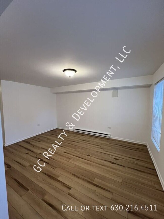 Building Photo - 915 N Monticello Ave