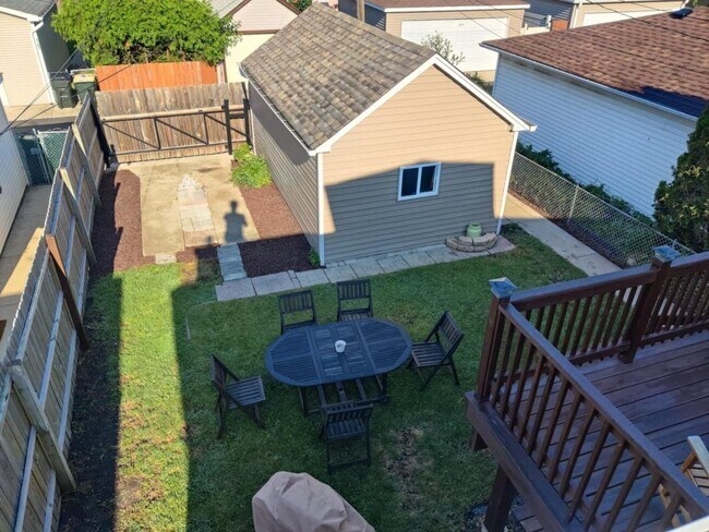 Building Photo - 3108 N 78th Ct