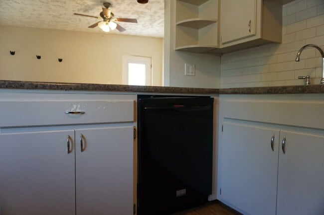 Building Photo - 408-410 E. Granite Ave.