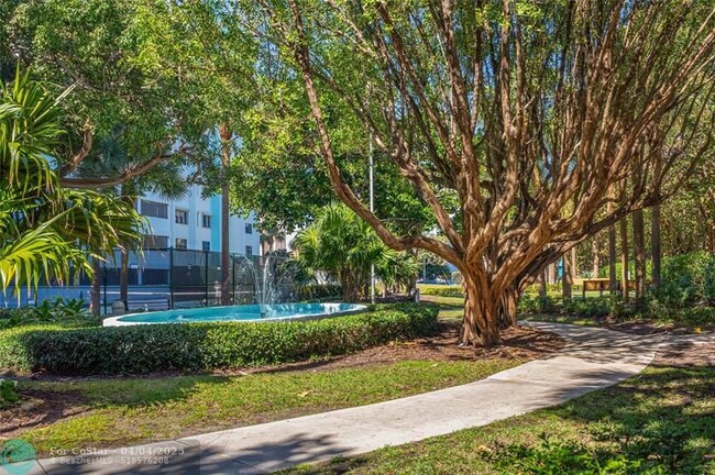 Building Photo - 1201 S Ocean Dr