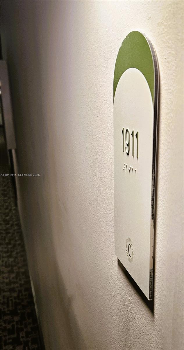 Building Photo - 11 NE 6th St