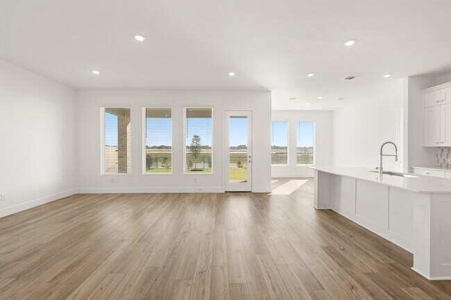 Building Photo - 31039 Vintage Crk Ln