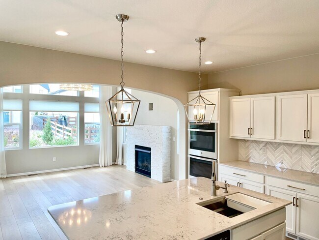 Building Photo - Built in 2021- Stunning 5 Bedroom 4 bath H...