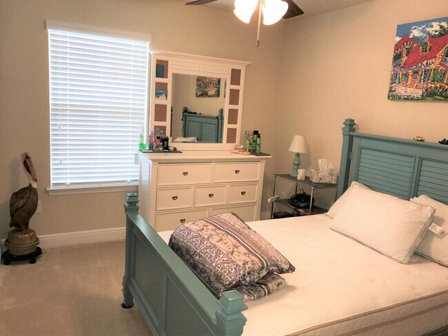 Building Photo - 8877 White Ibis Way